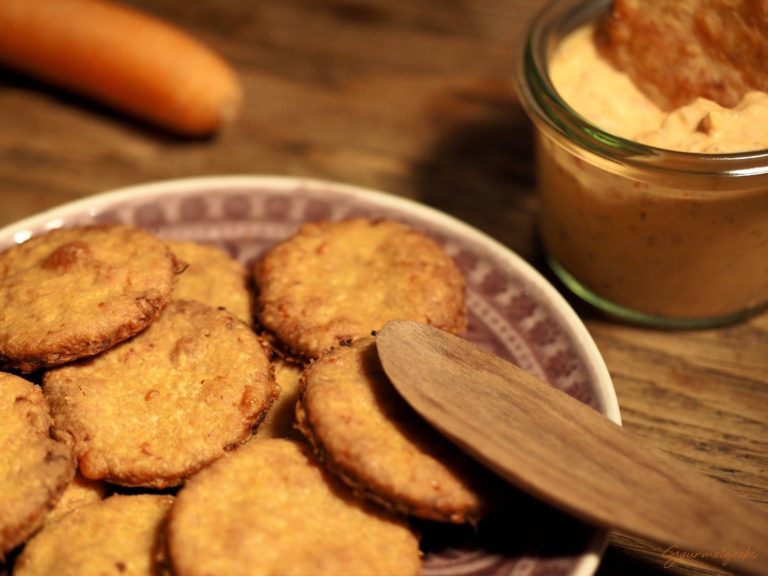 Käse-Möhren-Cracker - Gourmetgeeks